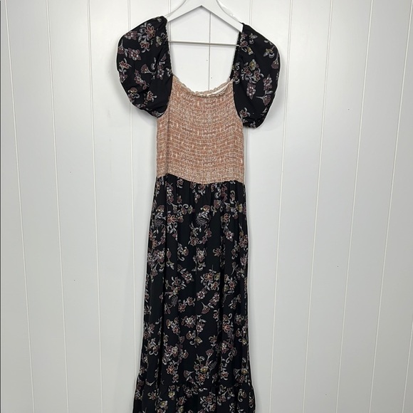 Dresses & Skirts - Haptic Holly Harper Womens Midi Dress No Size Tag Burgundy/Black Smocking Floral